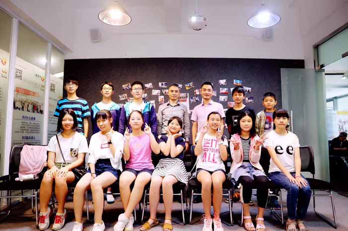 暑假?gòu)V州英語(yǔ)演講口才夏令營(yíng)