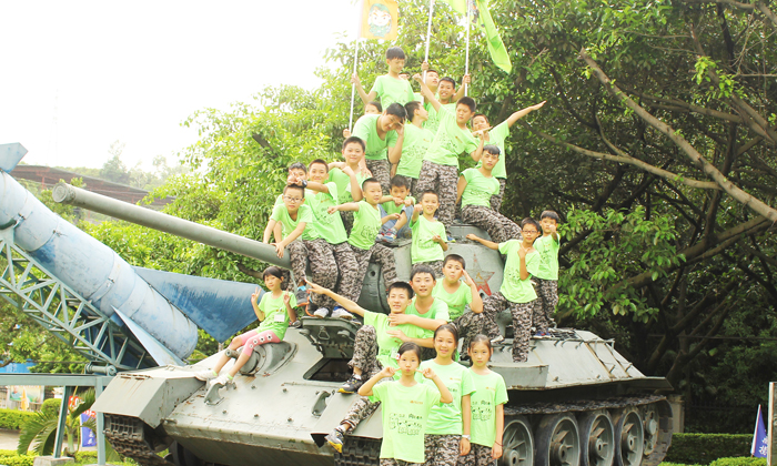 廣州軍事夏令營(yíng)