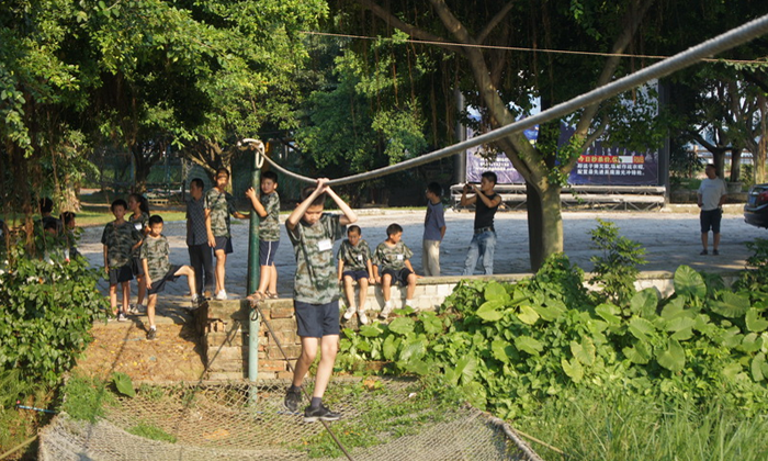 軍事訓練