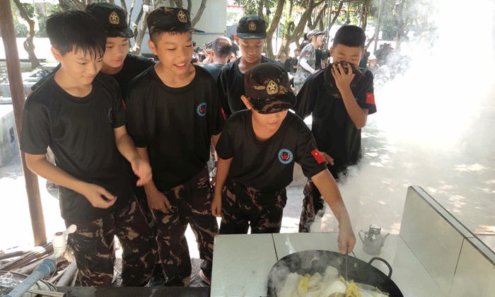 黃埔周邊軍事夏令營(yíng)哪家好