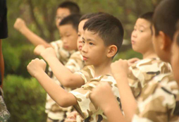 有哪些不同課程的廣州戶(hù)外拓展夏令營(yíng)？