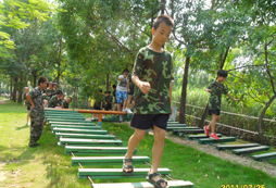中小學(xué)生參加廣州軍事夏令營(yíng)目的