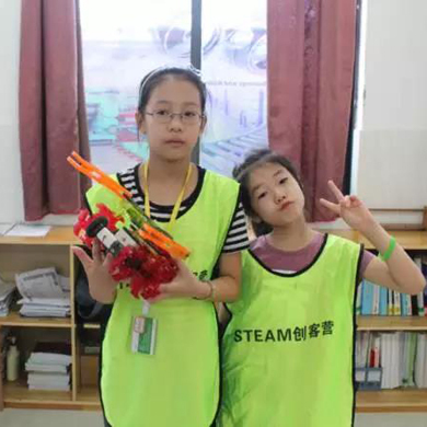 桂林科學(xué)夏令營開啟神奇魔幻課堂