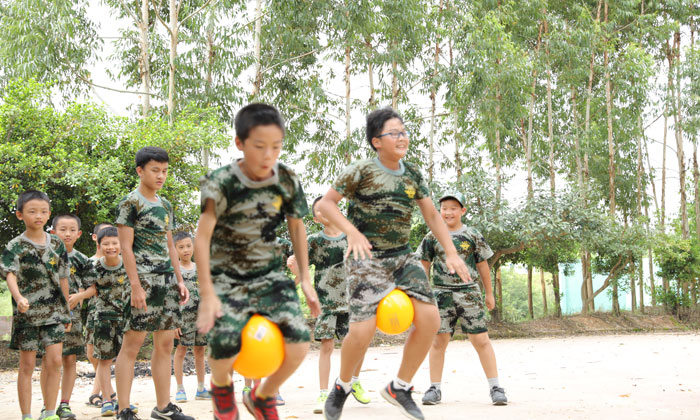 桂林哪里有青少年軍事夏令營(yíng)