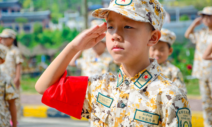 兒童軍事夏令營(yíng)有哪些