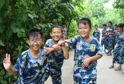 貴陽(yáng)小學(xué)生夏令營(yíng)增強(qiáng)孩子自信