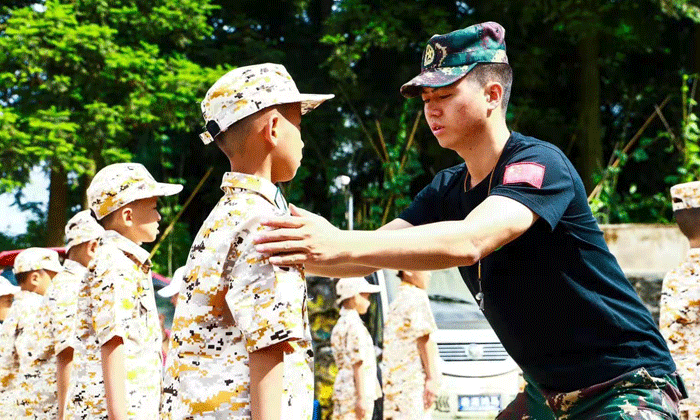 貴州軍事夏令營