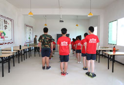 貴州夏令營去哪里比較好