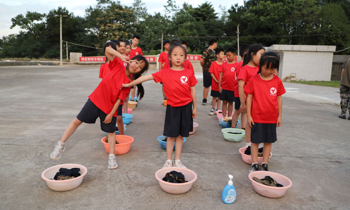 貴州夏令營(yíng)去哪里好