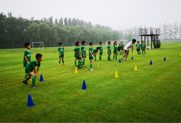 孩子參加河北足球夏令營有安全保障嗎？