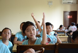 中小學生為什么參加夏令營？