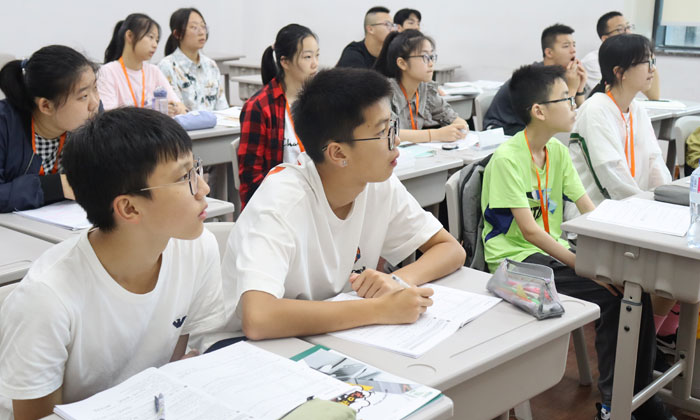 國內(nèi)英語夏令營