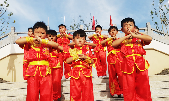 值得推薦的體育夏令營(yíng)