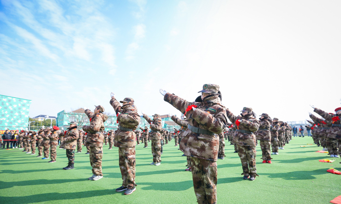 軍事夏令營