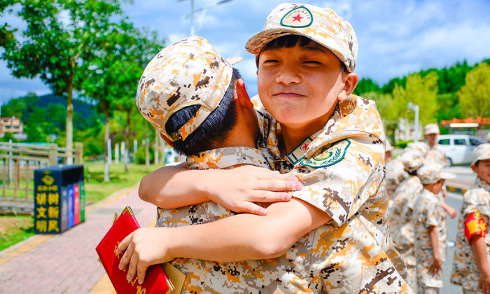 國內(nèi)有哪些小學生夏令營
