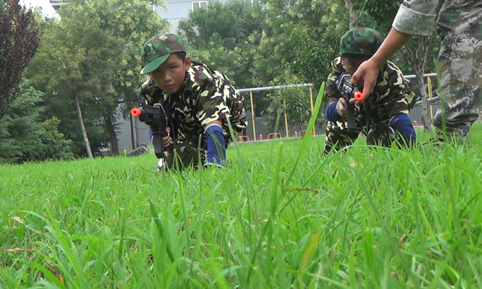 國內(nèi)軍事夏令營