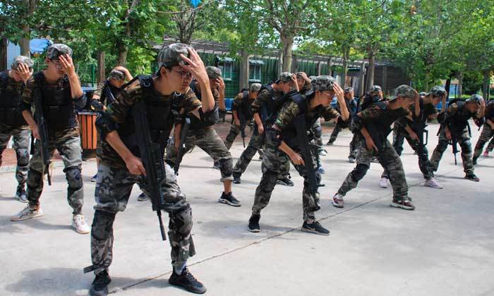 國內(nèi)軍事夏令營