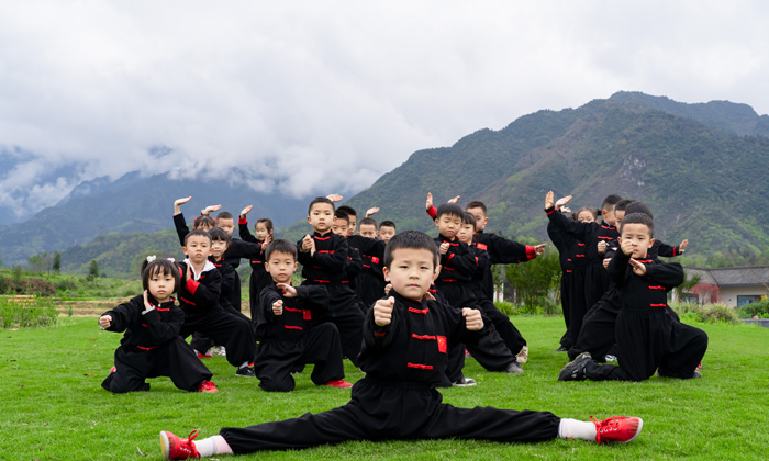 兩周國(guó)內(nèi)夏令營(yíng)推薦