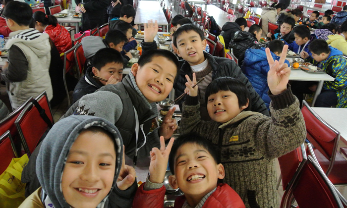 國內(nèi)青少年冬令營.jpg
