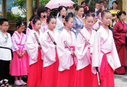 青少年參加國學(xué)文化夏令營有哪些安排