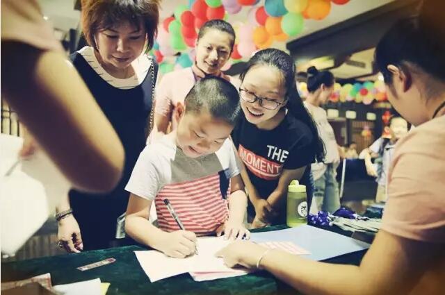 國學(xué)夏令營讓中小學(xué)生增強自我管理能力