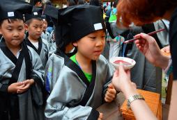 親子國學(xué)夏令營對孩子成長有幫助嗎？