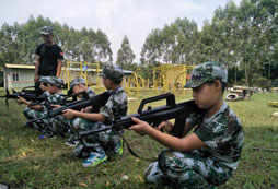 廣西黃埔軍事夏令營真人CS