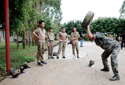 廣西黃埔軍事夏令營(yíng)師資情況介紹