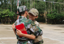 廣西黃埔軍事夏令營(yíng)的老師怎么樣？