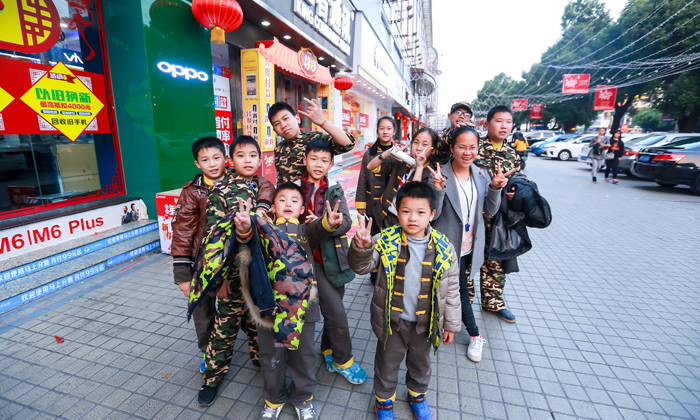  培養(yǎng)學員們的生存能力