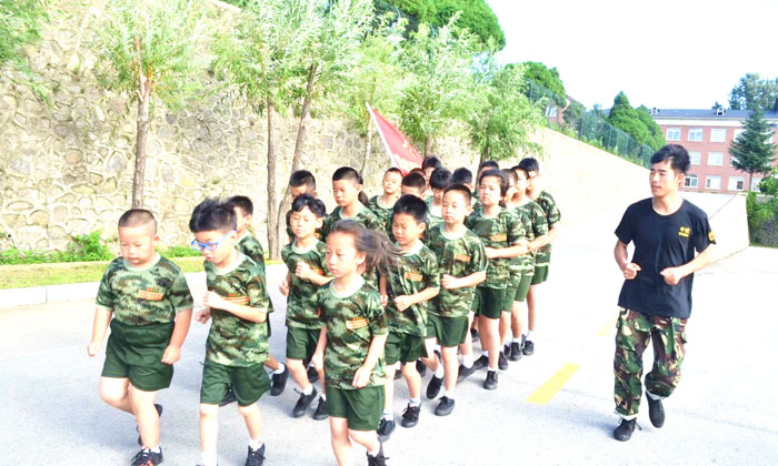 哈爾濱軍事夏令營(yíng)好處有哪些