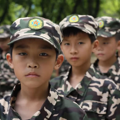 哈爾濱軍事夏令營(yíng)注重孩子的訓(xùn)練質(zhì)量