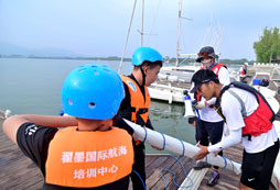國內(nèi)海濱夏令營多少錢？熱門活動價格