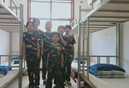 參加航圖軍事夏令營(yíng)讓孩子變得更好！