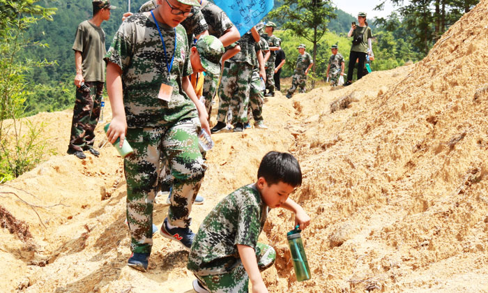 杭州少兒軍事夏令營(yíng)哪家好