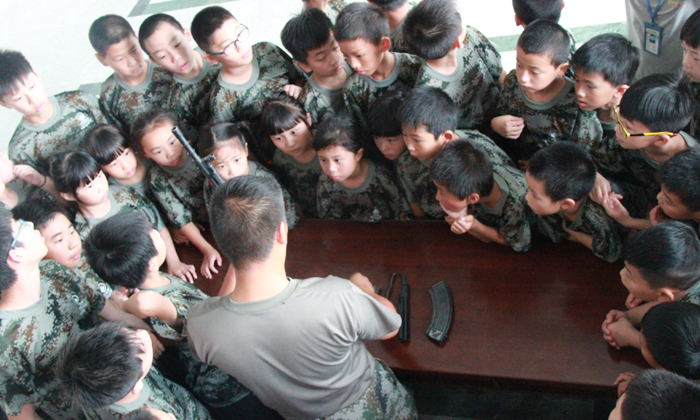 杭州軍事夏令營(yíng)