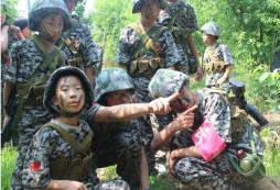  杭州軍事主題夏令營塑造文武雙全的青少年