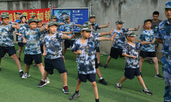 習(xí)慣養(yǎng)成夏令營對孩子的改變