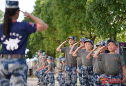 河北口碑好的軍事夏令營(yíng)