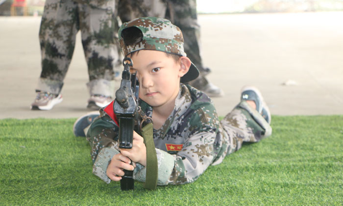合肥兒童軍事夏令營(yíng)提升孩子哪些能力？