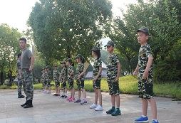 合肥軍旅夏令營(yíng)對(duì)孩子有哪些好處？