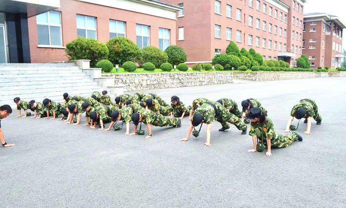 黑龍江軍訓(xùn)夏令營哪個機構(gòu)好