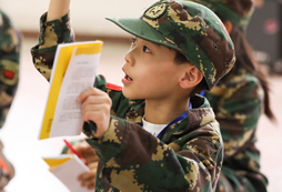 參加河南小學(xué)生夏令營素質(zhì)教育活動(dòng)