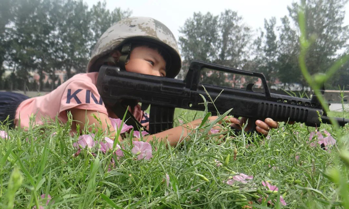河南女子軍事夏令營