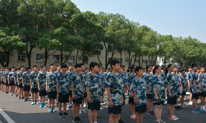 河源軍事營夏令營開展特點.jpg