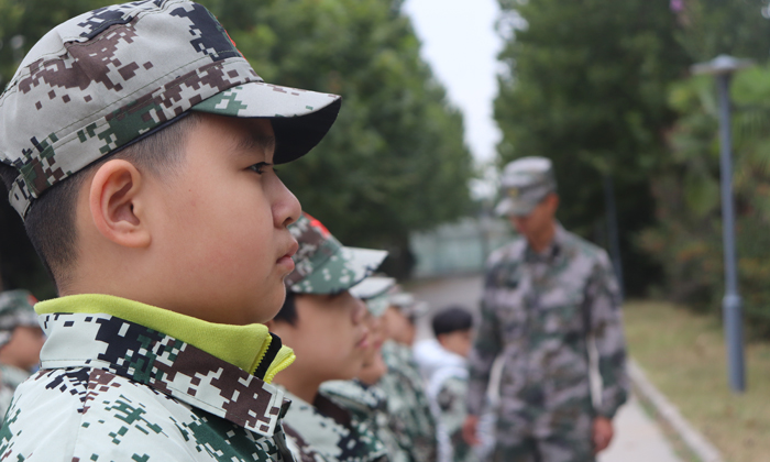 軍姿調(diào)整