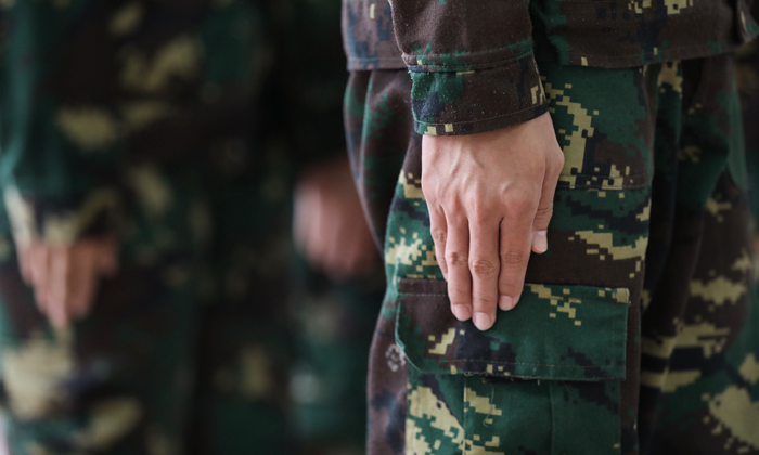 軍姿手勢