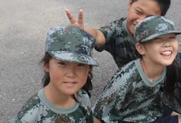 暑期更多收獲就在河南軍事夏令營(yíng)
