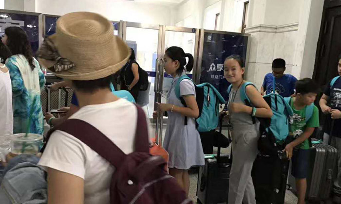 高中生適合參加香港夏令營嗎？