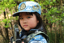 通過軍事化的培訓提高自己的品質(zhì)